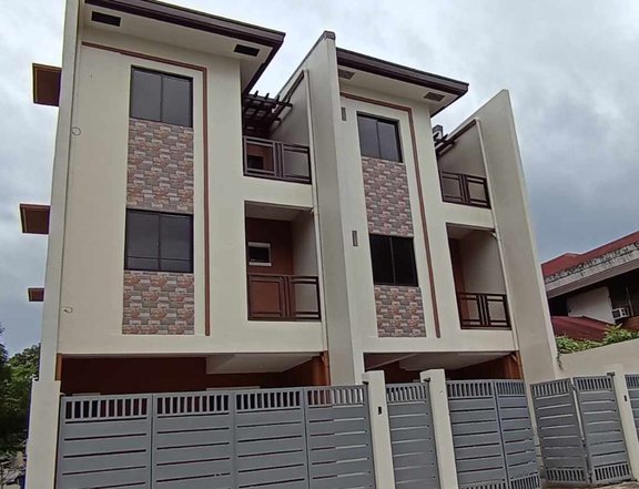 RFO 6-bedroom Townhouse For Sale in Fairview Quezon City / QC