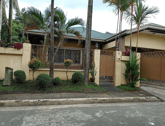 5BR House and Lot for Sale in Vista Verde, Cainta, Rizal