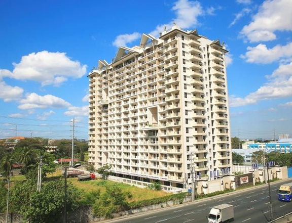3BR Condo Unit for Sale in Fairway Terraces, Pasay City