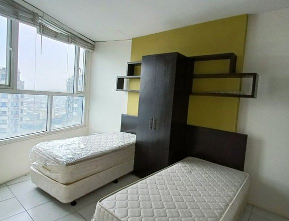 4BR Penthouse Condo Unit for Sale in Mezza Residences Quezon City
