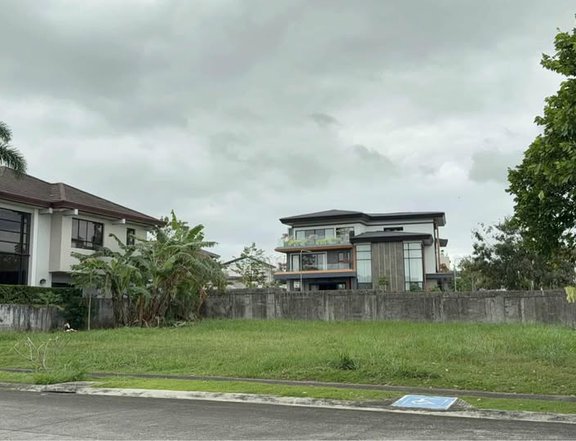 413sqm Residential lot for Sale in Tokyo Mansions South Forbes Silang Cavite