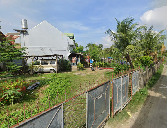 4-bedroom Duplex / Twin House For Sale in Lapu-Lapu (Opon) Cebu