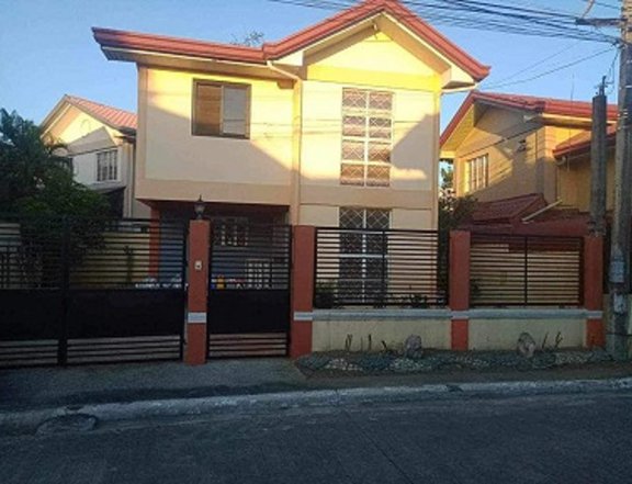 House for Sale in Pacific Woods Carsadang Bago Imus Cavite