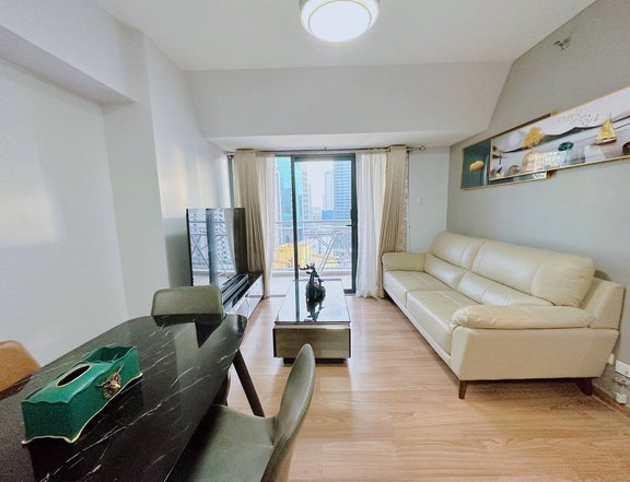 THE RISE MAKATI FOR RENT 2BR (2 BEDROOM)