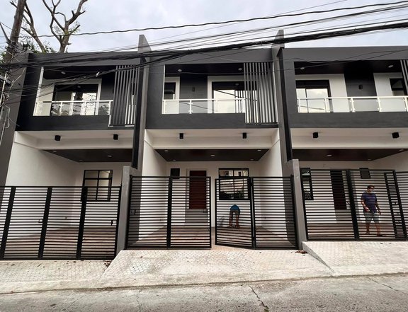 Townhouse FOR SALE in Lower Antipolo near SM Cherry