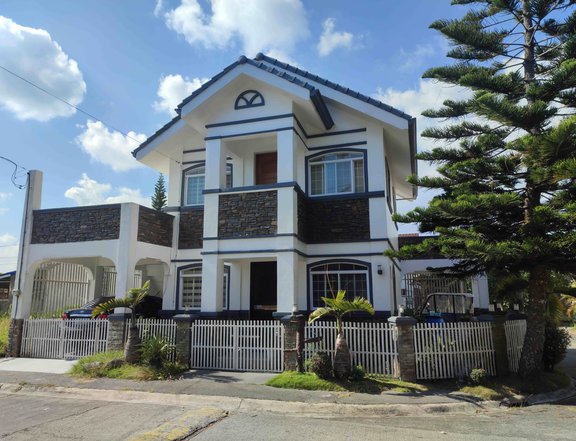 2-Storey House and Lot for Sale in Greenville Subdivision, Tagaytay