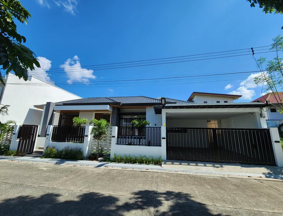 Furnished 3-bedroom Single Attached House For Sale in Metrogate Subd. Angeles Pampanga