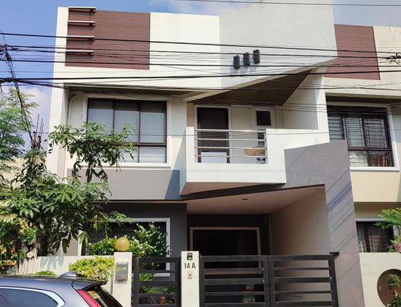 For Sale Three Bedroom Townhouse @ Better Living Paranaque