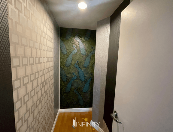 2BR LOFT FOR SALE IN ONE ROCKWELL EAST