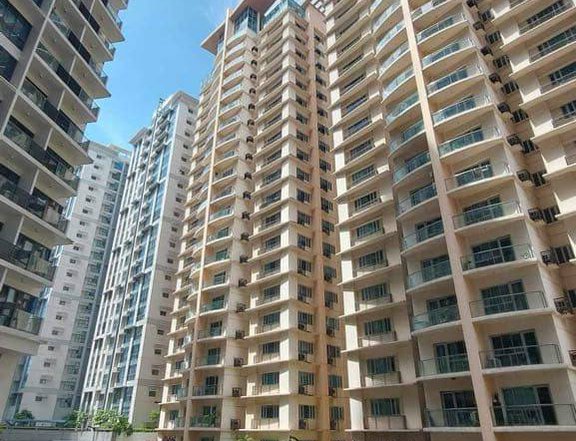 1BR CONDO Unit for SALE at THE FLORENCE in Mckinley Hill Taguig City