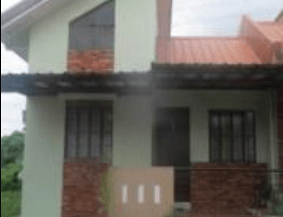 Foreclosed 3-bedroom Single Attached House For Sale in Batangas City