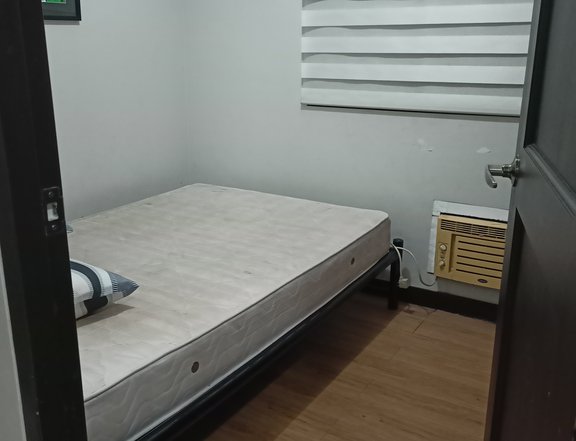 RUSH FOR SALE 3BR with Parking Pet Friendly in Bicutan Paranaque