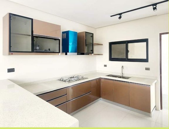 3 Bedroom Townhouse for sale in Venare Nuvali