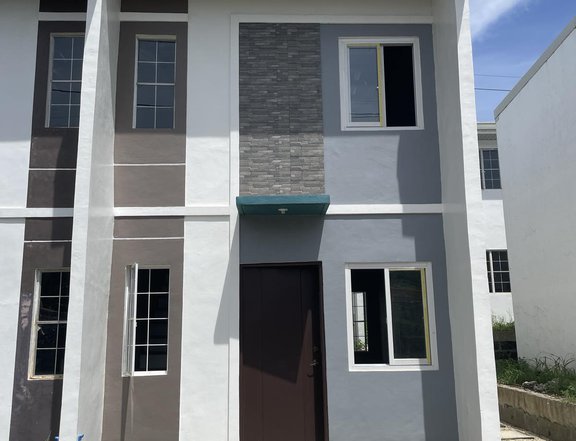 2 Storey Townhouse Inner For Sale in Santo Tomas Batangas