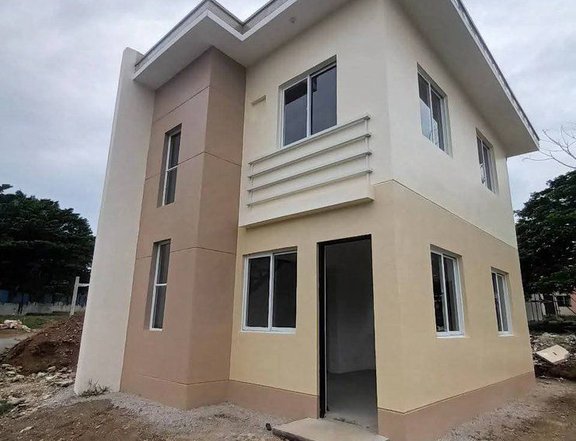 3-bedroom Single Attached Corner Lot House For Sale in Calamba Laguna