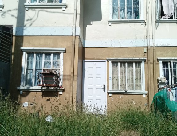 Pre-Owned 3 Bedroom Townhomes For Sale in Lancaster New City Kensington 17 brgy. Navarro