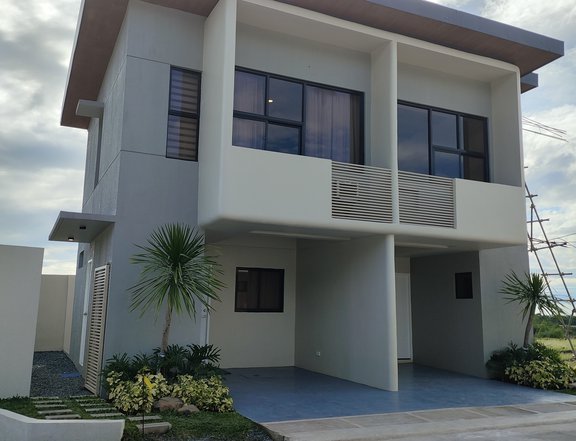 Discounted 2-bedroom Townhouse For Sale in Binangonan Rizal