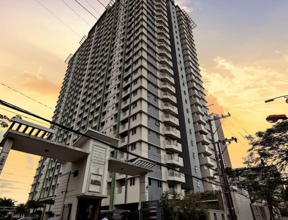 Residential Condominium Unit in Pine Crest Bldg 2 Aurora Quezon City