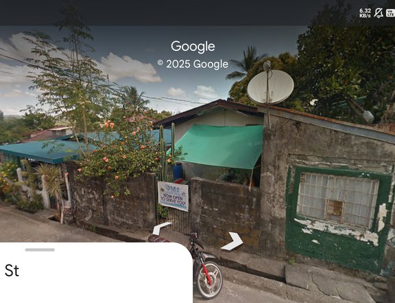 Pre-owned 2-3 bedroom single detached house needs major renovation 120sqm