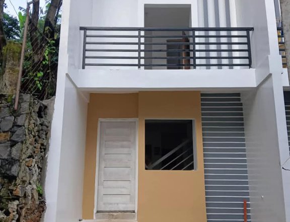 Townhouse San Roque Antipolo Near Ynares Center Antipolo  SELENE MODEL