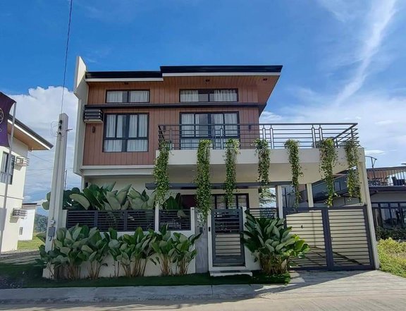 4-bedroom Single Detached House For Sale in Cagayan De Oro Misamis Oriental