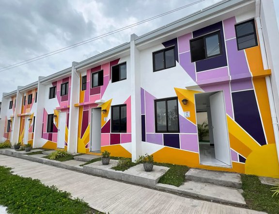 NO DOWNPAYMENT | NO EQUITY Pagsikat Place Prime East Maria  Lot Area: 50 sqm Floor Area: 44 sqm