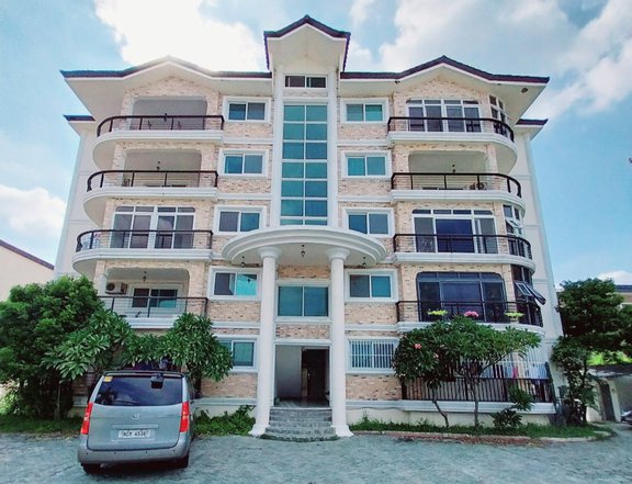 Im selling the condo  for a cheaper price before 12Million now is only 9Million