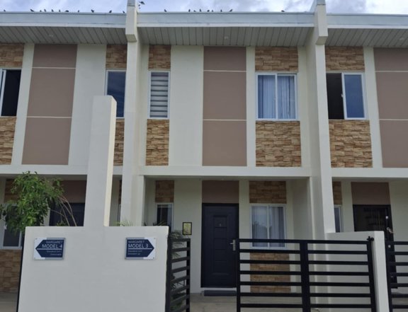2-bedroom Townhouse For Sale in Padre Garcia Batangas near Ayala Technopark