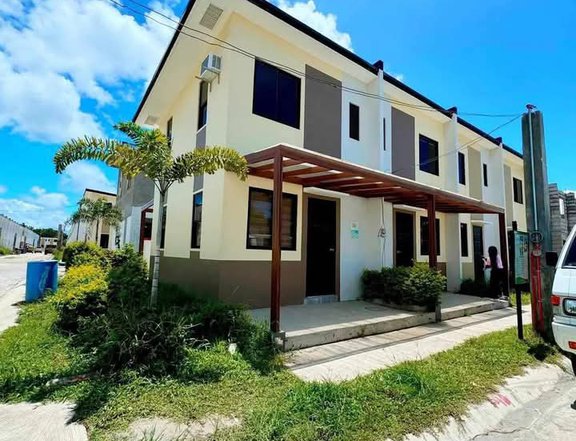 Townhouse with Equity- 2 bedroom at Naic Cavite