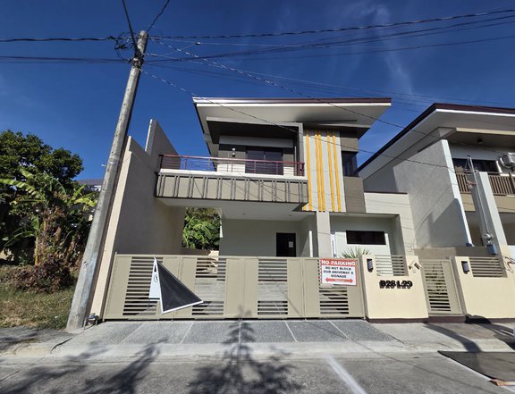 4-Bedroom Grand Parkplace village Houses and Lots For Sale Imus Cavite