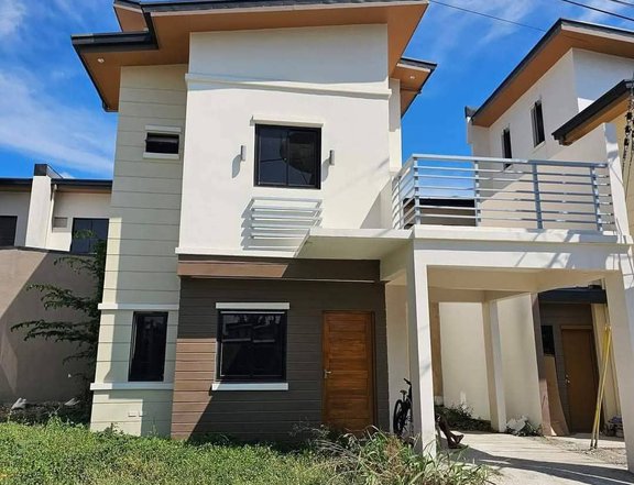 Sentrina Calamba, Ready For Occupancy 3-bedroom Single Attached House For Sale in Calamba Laguna