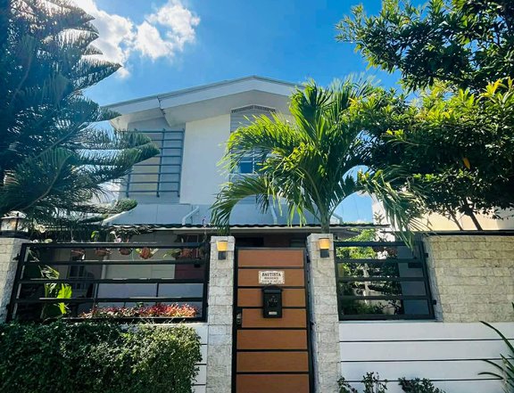Fully Furnished and well maintained