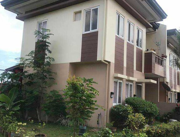 RFO 3-bedroom Townhouse For Sale By Owner in Minglanilla Cebu