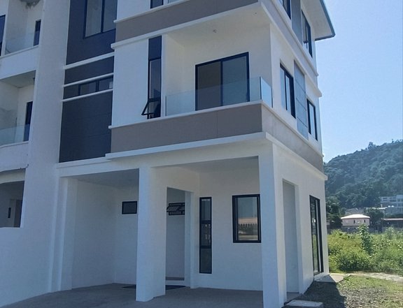 3-Bedroom Townhouse For Sale in Cebu City Cebu