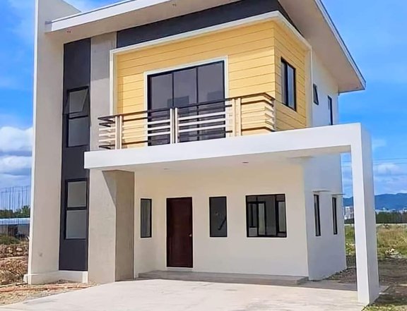 3-bedroom Duplex / Twin House For Sale in Lapu-Lapu City Cebu