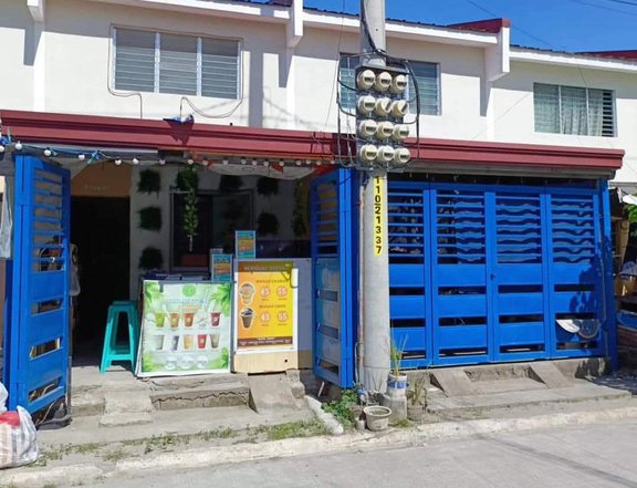 Pre-Owned 2-bedroom Duplex House For Sale in Mexico Pampanga