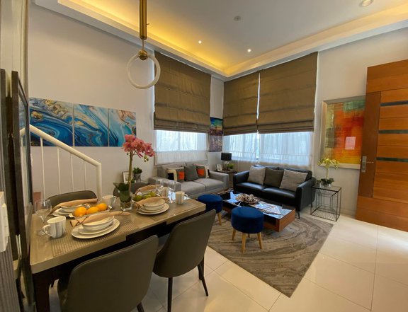 3 BEDROOM MODERN AND NEW DESIGN TOWNHOUSE FOR SALE LOCATED IN EDSA MUNOZ QUEZON CITY