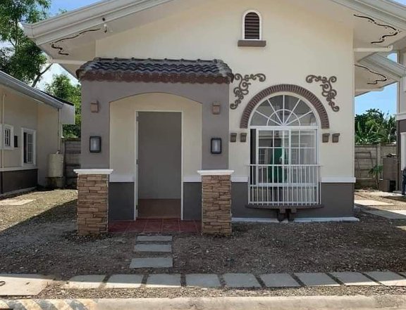 READY FOR ACCUPANCY HOUSE&LOT|WALKING DISTANCE IN BEACH