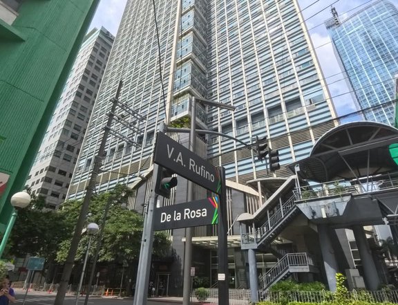 Ready For Occupancy Discounted 47.99 sqm 1-bedroom Residential Condo Rent-to-own in Makati