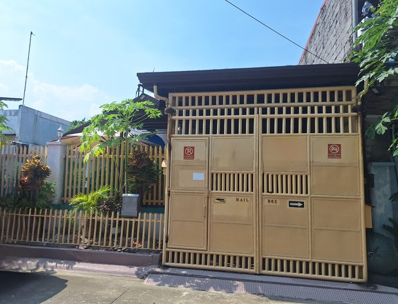 Pre-Owned 2-bedroom Single Detached House For Sale in Bacoor Cavite