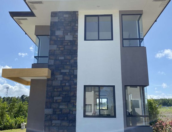 Nuvali House and Lot where nature, natural air, sunlight and spacious community are found.