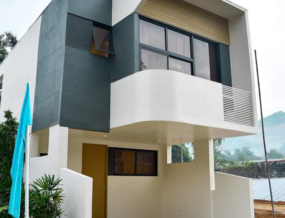 RFO 3-bedroom Townhouse For Sale in San Mateo Rizal