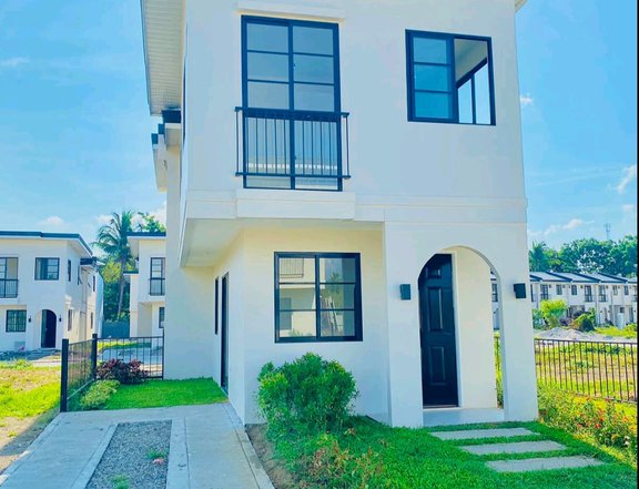 Single Attached Estate 3bedroom house in Candelaria Quezon