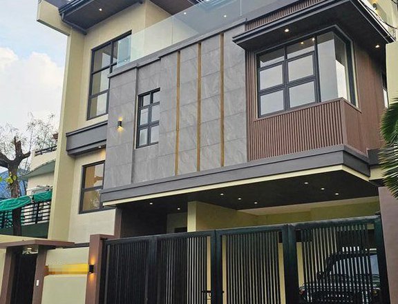 Premium-Made Modern 6-bedroom Single Attached House For Sale along Marcos Highway, Antipolo Rizal