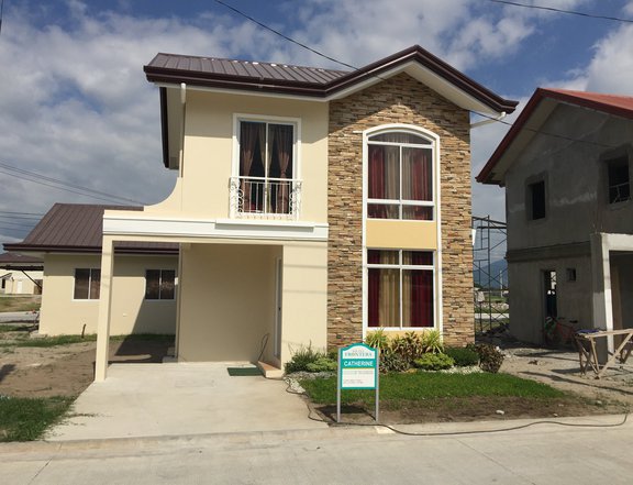 FOR SALE! BRAND NEW AND ELEGANT HOUSE AND LOT IN ANGELES PAMPANGGA