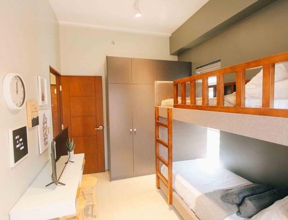 AFFORDABLE 2 BEDROOM CONDO UNIT IN QUEZON CITY ACCESSIBLE VIA MRT 7