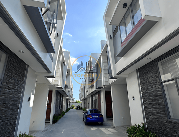 3-bedroom Townhouse For Sale in Quezon City / QC Metro Manila near SM North