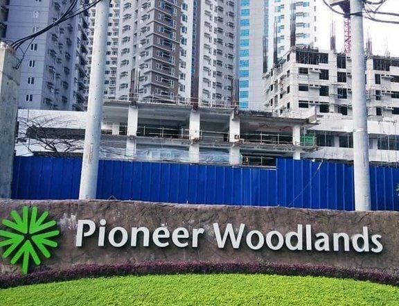 25K Monthly 2-bedroom Condo For Sale in Pioneer Ortigas Mandaluyong