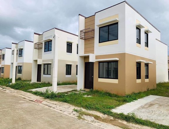 300k Cash Discount- 2Storey House And Lot- 3.7M at Calamba Laguna -Ventura Real