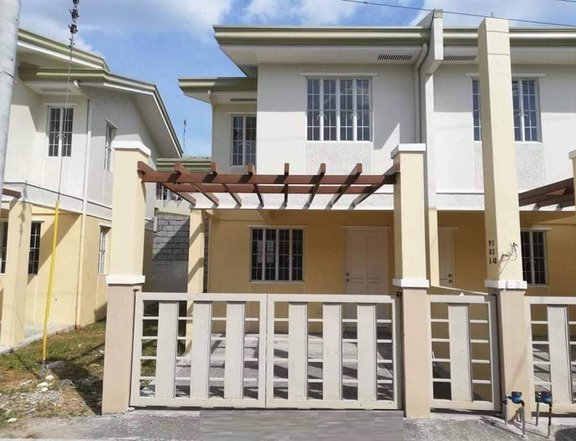 3BR Townhouse Villa Arsenia For Sale in  Bacoor Cavite